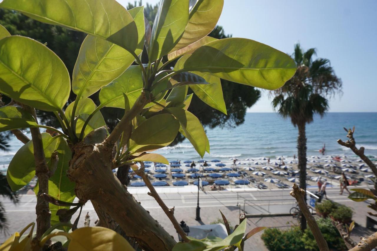 אלסיו Hotel Beau Rivage מראה חיצוני תמונה