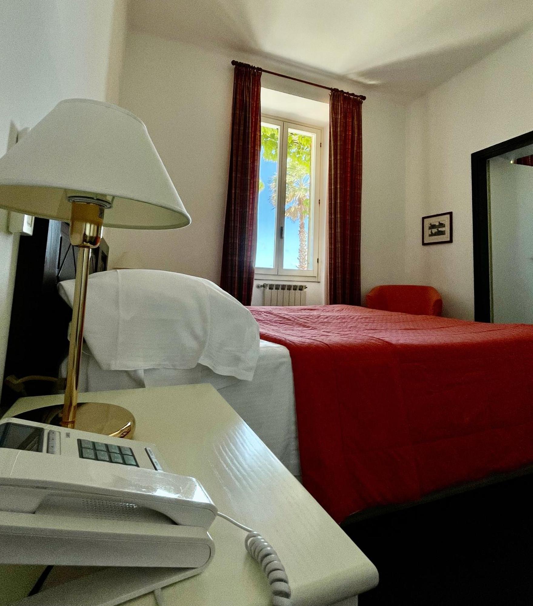 אלסיו Hotel Beau Rivage מראה חיצוני תמונה